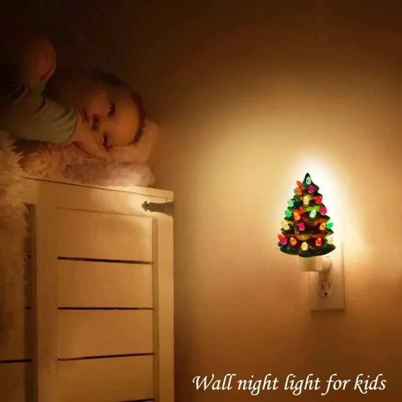 GlowTree: Mini Christmas Tree Lamp